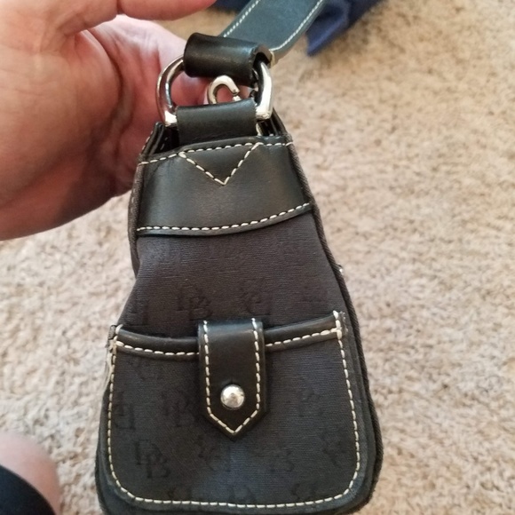 Dooney & Bourke handbag - Picture 5 of 11